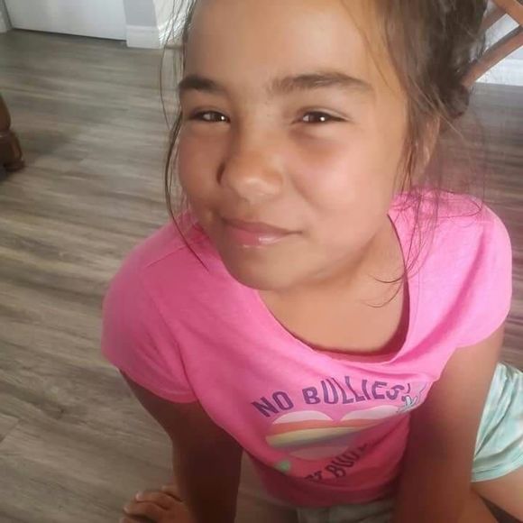 Meet your Posher, Isabelle - Picture 1 of 1